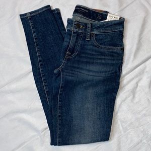 Women Lucky Brand Jeans (Low Rise Skinny) Size: 0/25 R